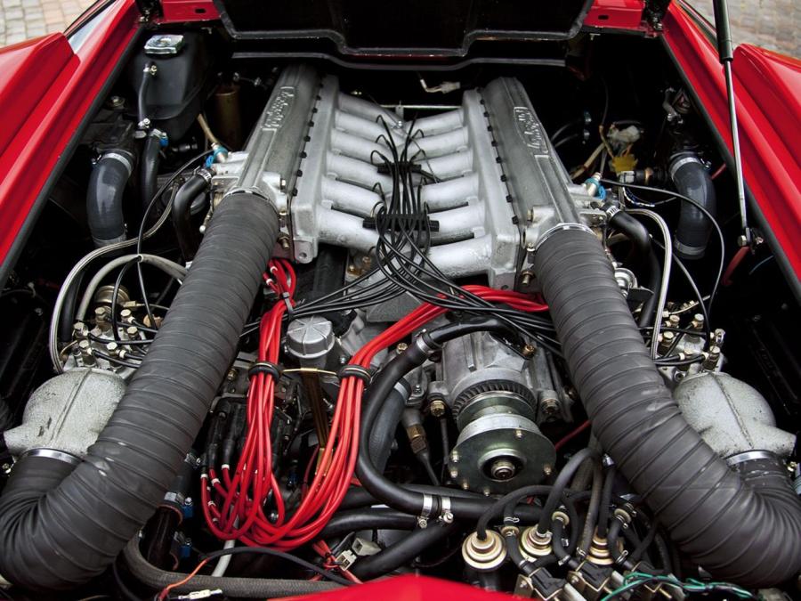  Lamborghini Countach LP5000 Quattrovalvole 1988 года  (фото 8 из 9)